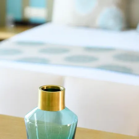 Alexandra Golden Boutique Hotel-adults Only クリッシ・アモウディア